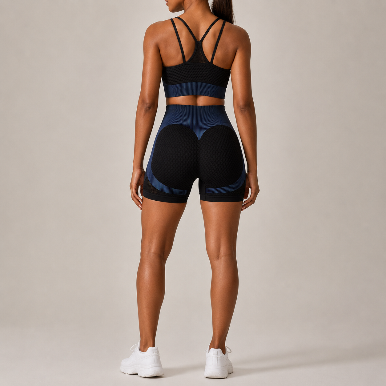 Women’s Seamless Yoga Outfit Set – Moisture-Wicking