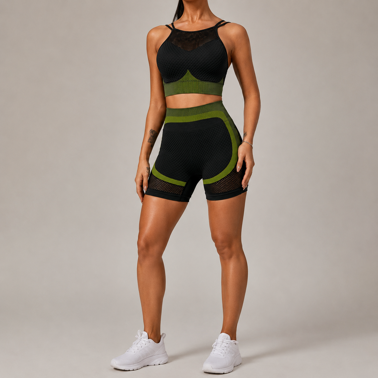 Women’s Seamless Yoga Outfit Set – Moisture-Wicking