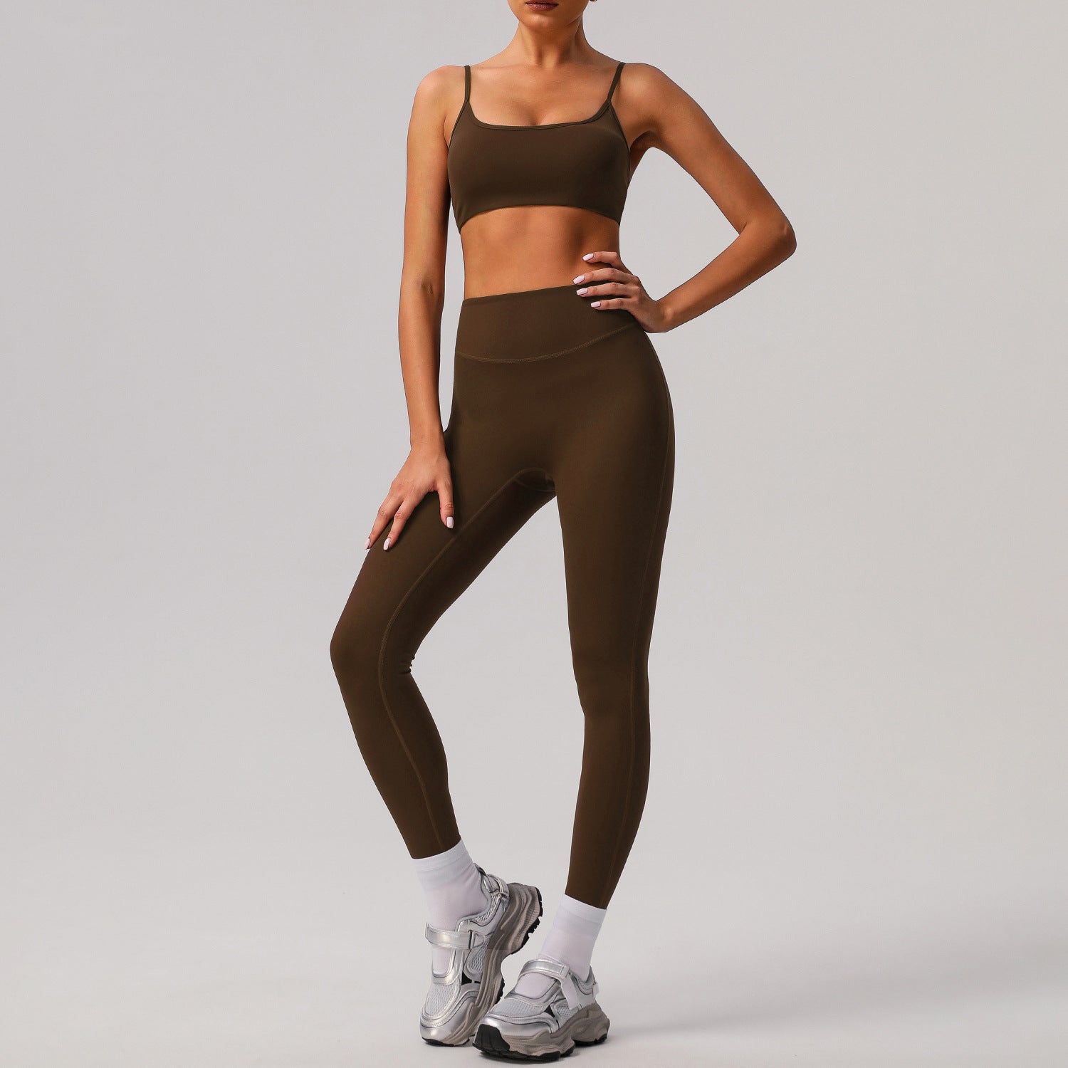 Solid color tight yoga suit quick drying fitness suit outdoor body shaping running suit women's fitness suit ﻿