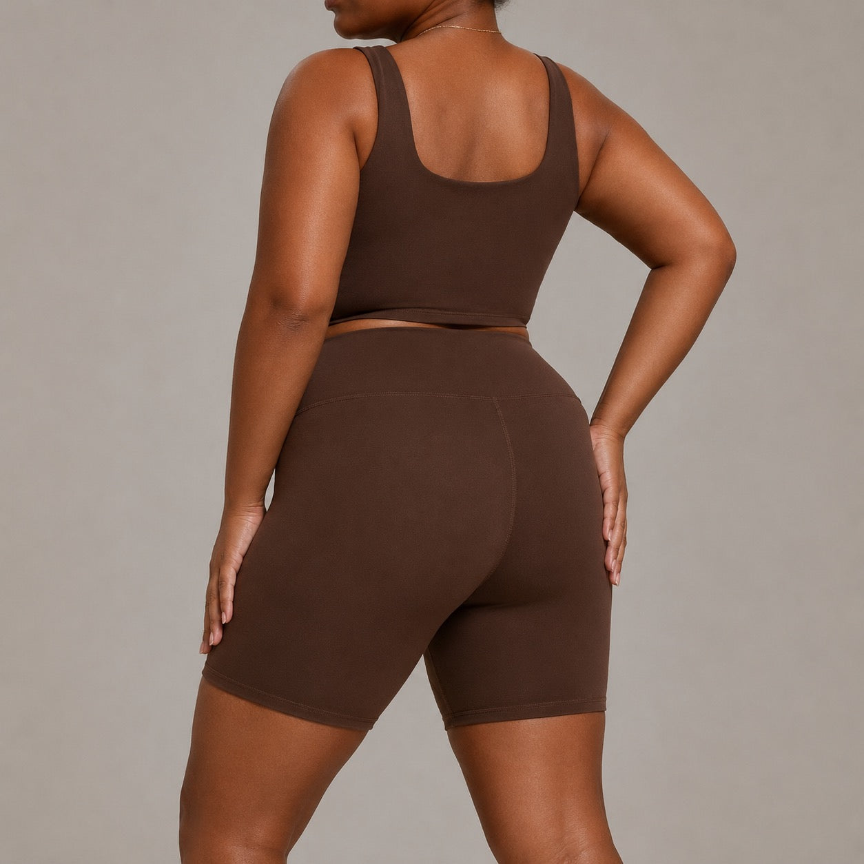 Women’s Seamless Yoga Set – Sleeveless Top And Shorts