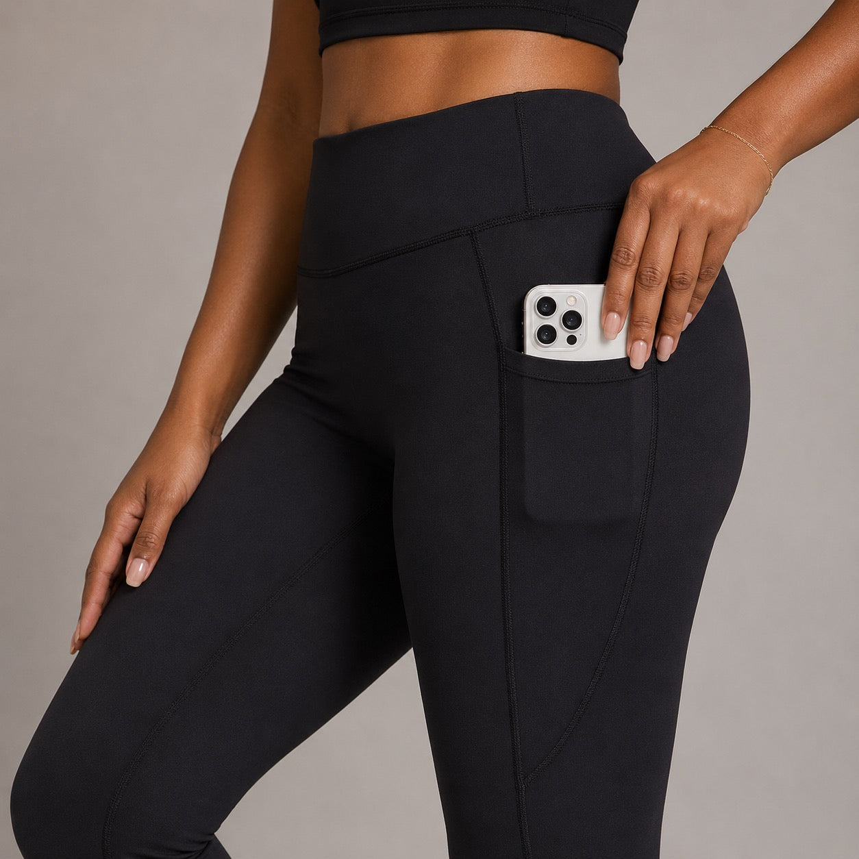 Women’s Seamless Yoga Set With Sports Bra And Leggings