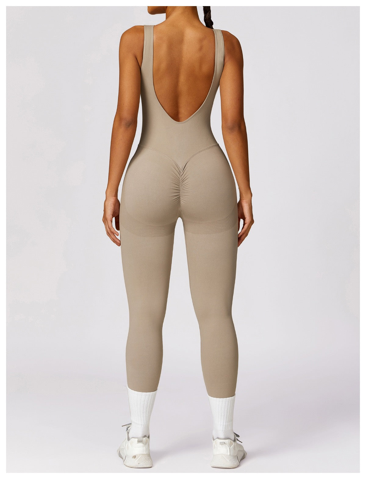 Seamless Backless Yoga Jumpsuit With Sculpting Fit