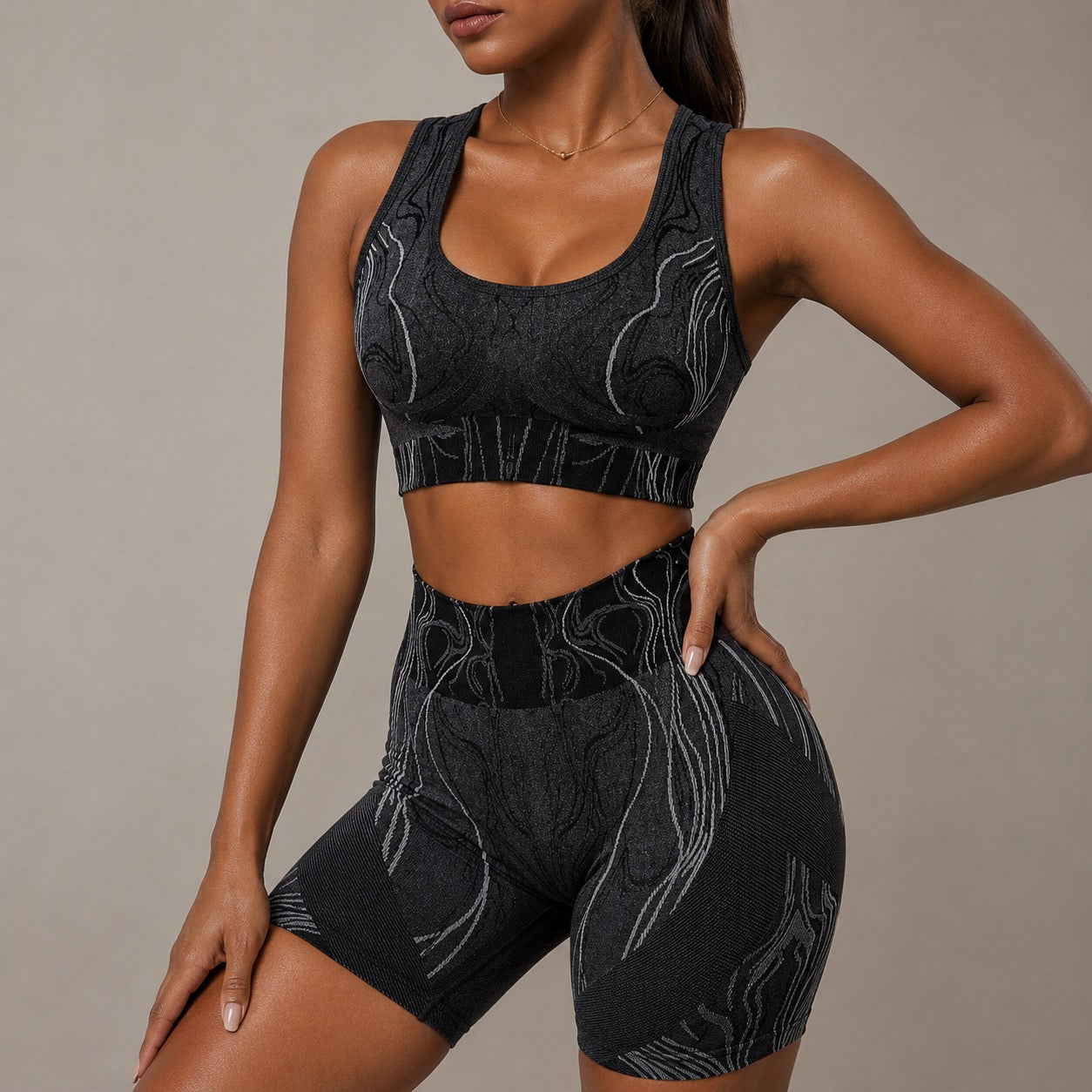 Seamless Striped Yoga Sports Bra And Shorts Set