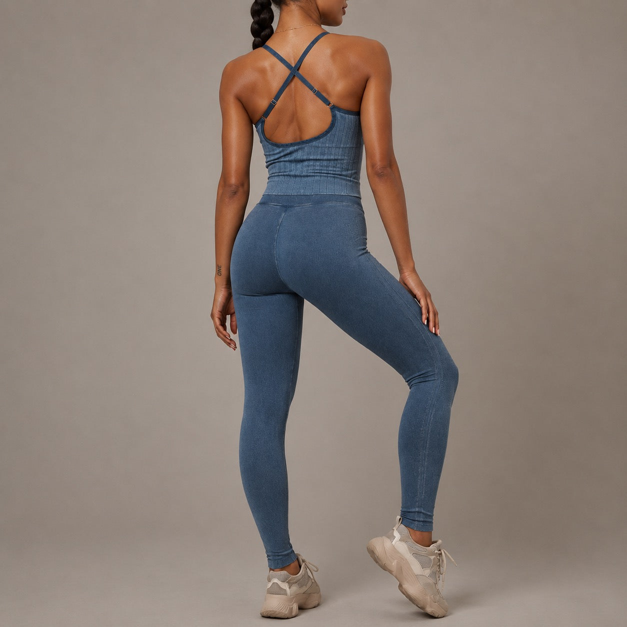 Women’s Seamless Yoga Set – Moisture-Wicking 2 Piece