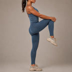 Women’s Seamless Yoga Set – Moisture-Wicking 2 Piece