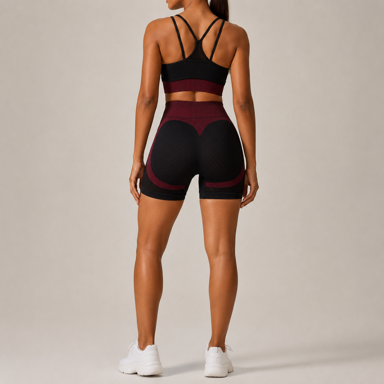 Women’s Seamless Yoga Outfit Set – Moisture-Wicking